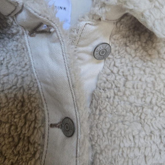 NWT CELEBRITY PINK ,Cream Demin Sherpa Jacket. Size XS - Picture 4 of 10